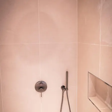 Oda ve Kahvaltı Renovated Parkside Gem - 2 Person In The Pijp *