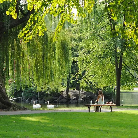 Oda ve Kahvaltı Renovated Parkside Gem - 2 Person In The Pijp Amsterdam